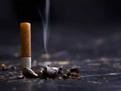 कर्मचारी ऑफिस में काम से ब्रेक लेकर पीता था सिगरेट, लगा 9 लाख रुपये का जुर्माना