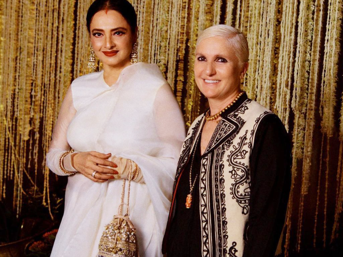 rekha looks stunning in white saree to meet dior creative director maria grazia chiuri at mumbai