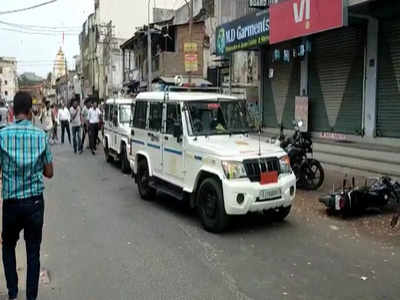 Vadodara Shobha Yatra: गुजरात के वडोदरा में रामनवमी पर बवाल, पथराव के बाद हालात तनावपूर्ण, पुलिस ने संभाला मोर्चा