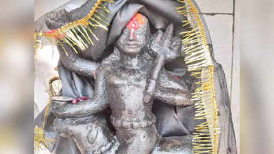 Shani Dev Mantra: নিজের রাশি অনুযায়ী শনিবার জপ করুন শনিদেবের এই মন্ত্র, বড়ঠাকুরের কৃপা মিলবেই
