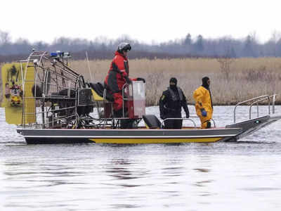 Canada News: कनाडा में गैरकानूनी तरीके से बॉर्डर पार कर रही भारतीय महिला की नदी में डूबने से मौत, दलदल में मिले 8 शव 