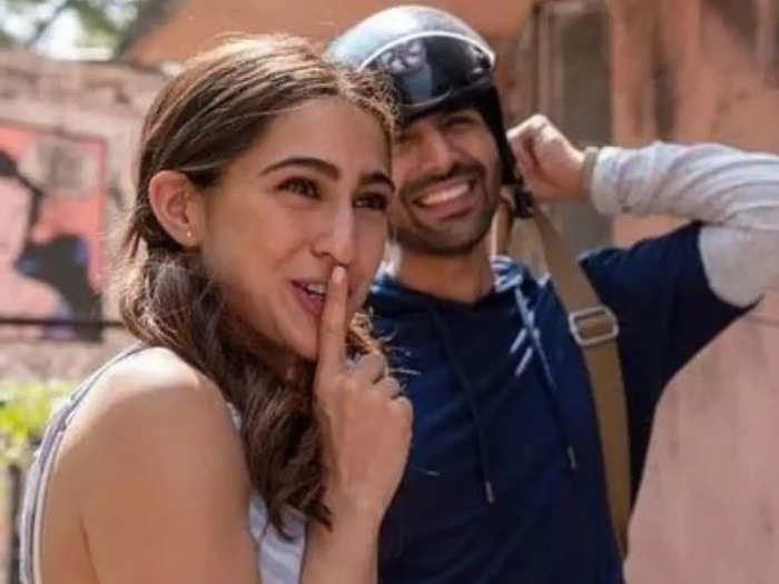 sara ali khan wanted to do share screen with kartik aaryan in aashiqui 3 aftre back to back flop films