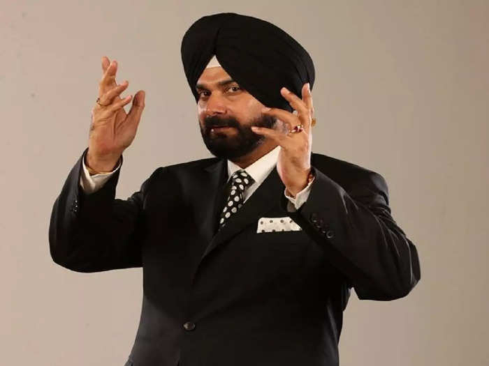 navjot singh sidhu career started from cricket then politics to jail