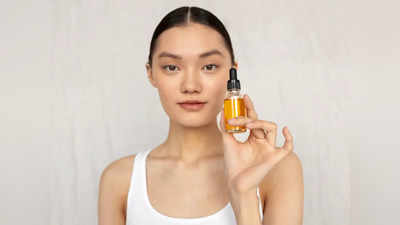 Best Oil To Reduce Wrinkles: रिंकल्स को कम करने में फायदेमंद हो सकते हैं ये ऑयल, पाएं कई स्किन प्रॉब्लम से छुटकारा