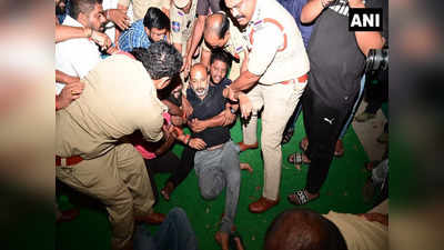 Bandi Sanjay Detained: ಪ್ರಧಾನಿ ಮೋದಿ ಭೇಟಿಗೂ ಮುನ್ನ ತೆಲಂಗಾಣ ಬಿಜೆಪಿ ಅಧ್ಯಕ್ಷ ಬಂಡಿ ಸಂಜಯ್ ಬಂಧನ