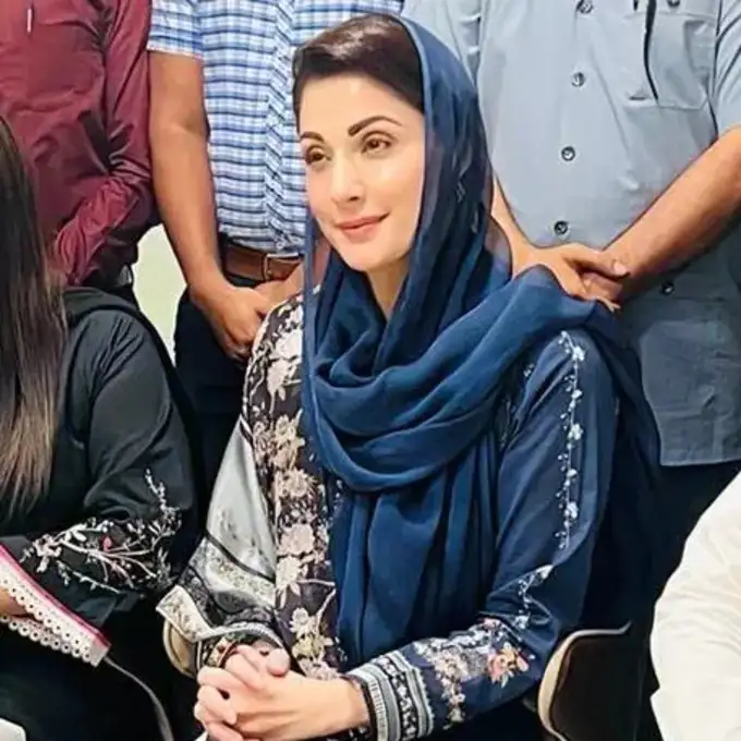 नवाज शरीफ की बेटी हैं मरियम नवाज