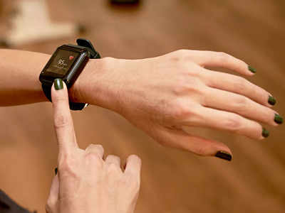 Bluetooth smart watches: शानदार डिस्प्ले और ब्लूटूथ कॉलिंग सपोर्ट वाली ये स्मार्टवॉच पाएं सस्ते और कम दाम में