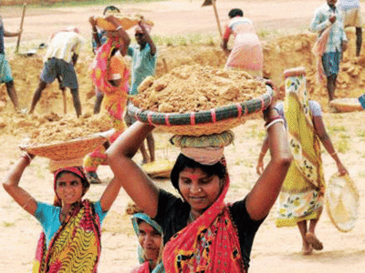 MGNREGA: ನರೇಗಾ ಕೆಲಸದ ನಂತರ ಕಾರ್ಮಿಕರಿಗೆ ಕಬಡ್ಡಿ, ಖೋಖೋ ಆಟ
