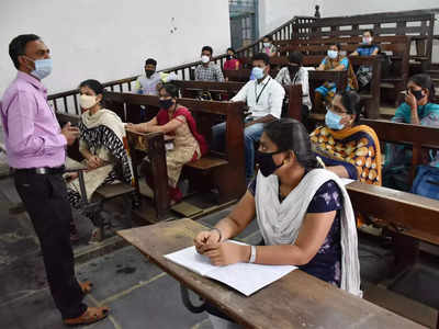 ગુજરાતમાં સરકારી ટેક્નિકલ કોલેજોમાં છેલ્લા છ વર્ષમાં 50% શિક્ષકો ઘટ્યા, કામનું ભારણ અને મંદ ભરતી પ્રક્રિયા જવાબદાર!
