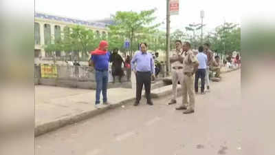 Chhattisgarh News: बिरनपुर हिंसा के छह दिन बाद भी हत्या के आरोपियों का नहीं मिला सुराग, अब पुलिस ने किया इनाम का ऐलान