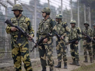 BSF HC Recruitment 2023: सीमा सुरक्षा बल में हेड कॉन्स्टेबल के 247 पदों पर निकली भर्ती, ऐसे करें अप्लाई