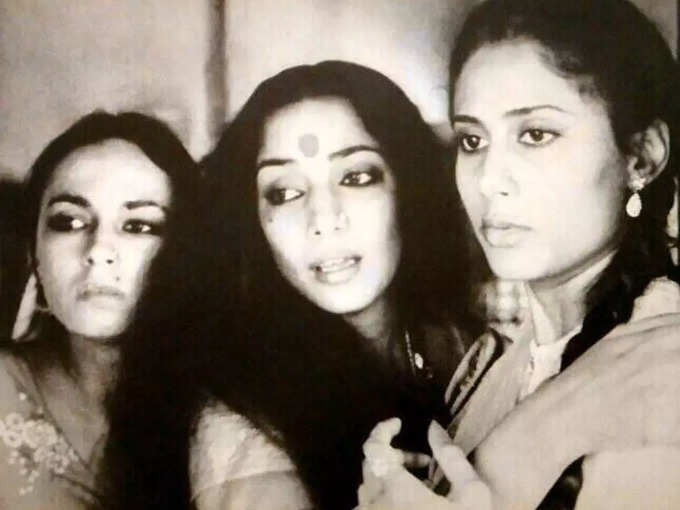 shabana azmi smita patil movie