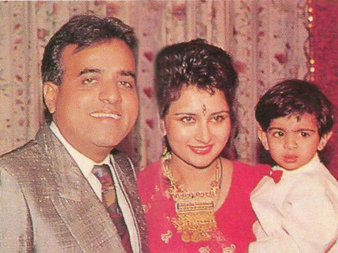 poonam dhillon husband