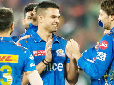 Arjun Tendulkar Wicket : IPL-য়ে যা করতে পারেননি সচিন, তাই করলেন অর্জুন! ফাঁস রবি শাস্ত্রীর 