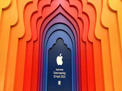 Apple Store in Delhi: मुंबई से साइज आधा और किराया बराबर... ऐपल के दिल्ली स्टोर में क्या है खास