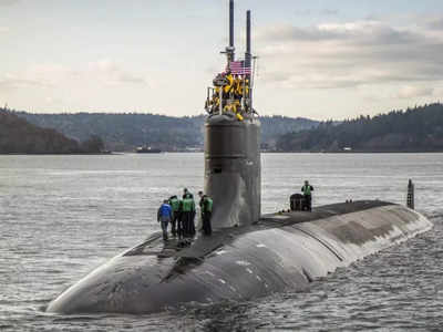 US Submarine: समुद्र के अंदर रूस-चीन के साथ युद्ध को तैयार अमेरिका, सीक्रेट मिशन के लिए बना रहा घातक पनडुब्‍बी