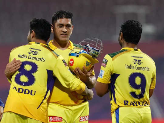 MS Dhoniએ આપ્યા IPLમાંથી સંન્યાસના સંકેત, દર્શકો સામે જ કરી દીધો મોટો ખુલાસો - ipl 2023 ms dhoni said last phase of my carrer hints abourt his retirement 5 રવિન્દ્ર જાડેજાએ લીધી ત્રણ વિકેટ