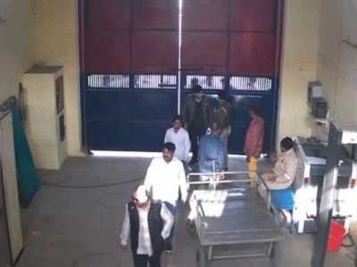 Bareilly Jail Video: बरेली जेल में असद के साथ अशरफ से मिलने गया था गुड्डू मुस्लिम, देखें वीडियो