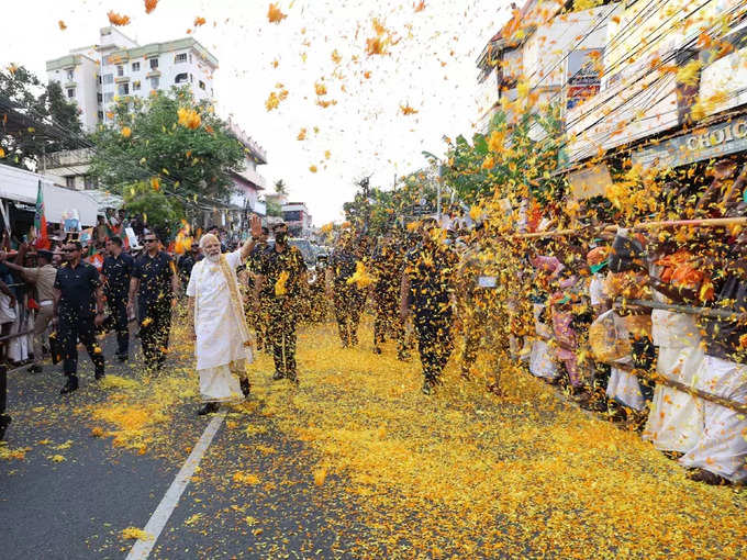 रोड शो में सुरक्षा के भारी प्रबंध