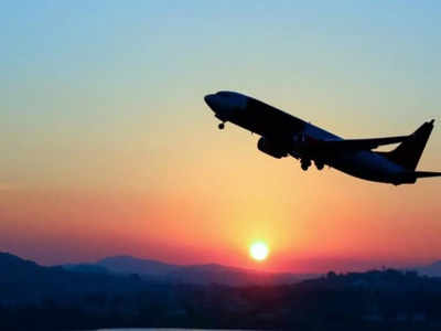 फ्लाइट में एक शख्स ने दूसरे यात्री पर किया पेशाब, न्यूयॉर्क से दिल्ली आ रहा था विमान