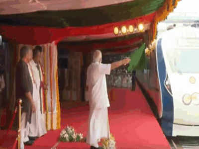 Modi Kerala Tour: కేరళలో తొలి వందేభారత్ రైలు ప్రారంభం.. పలు ప్రాజెక్టులకు మోదీ శంకుస్థాపన