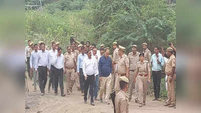 Jhansi Police: असद-गुलाम एनकाउंटर की जांच करने झांसी पहुंची न्यायिक आयोग टीम, योगी ने दिए थे जांच के आदेश