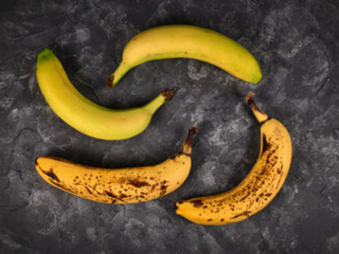 केळी लटकवू शकता