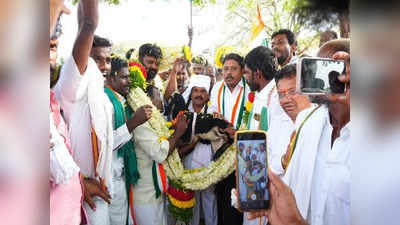 Karnataka Elections 2023: ಮಣೆವು ಕುಣಿತದಲ್ಲಿ ಹೆಜ್ಜೆ ಹಾಕಿದ ಕಾಂಗ್ರೆಸ್ ಅಭ್ಯರ್ಥಿ ಡಿ ಸುಧಾಕರ್