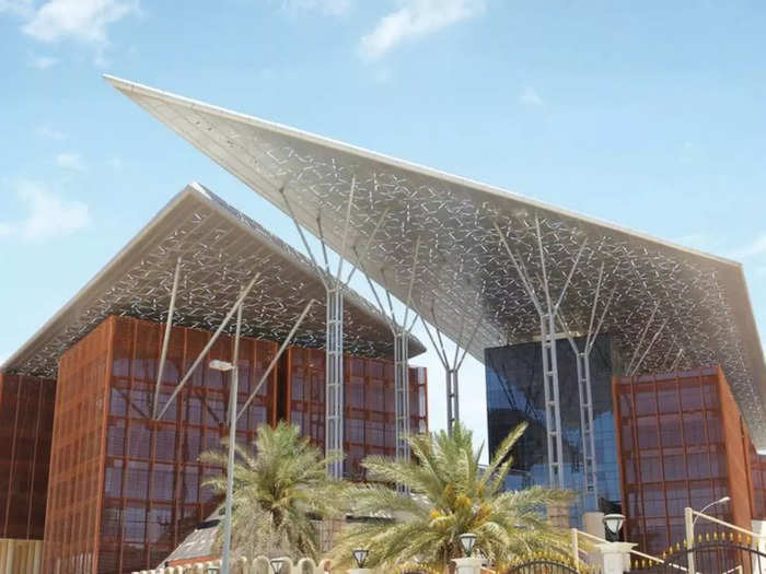 Abu Dhabi Courts