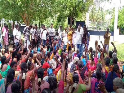 கரூர்: கிராம சபை கூட்டத்தில் பரபரப்பு! வார்டு உறுப்பினர்கள் மீது நம்பிக்கை இல்லா தீர்மானம்...