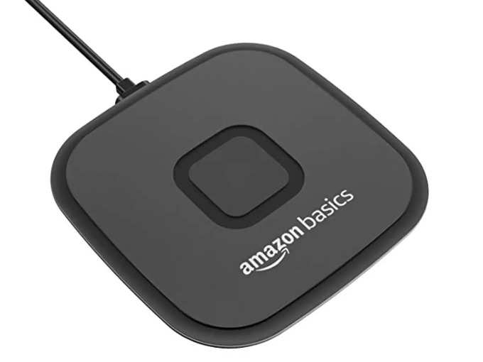 AmazonBasics Qi-Certified Fast Wireless Charger Square Pad (९२९ रुपये)