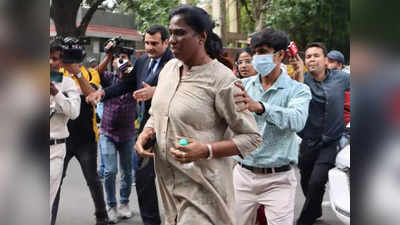 PT Usha Jantar Mantar: जंतर-मंतर पर पहलवानों से मिलने पहुंची पीटी उषा का हुआ विरोध, रेसलर्स ने दिया ऐसा बयान