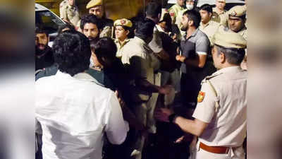 Wrestlers Protest Delhi: जंतर-मंतर पर धरना प्रदर्शन कर रहे पहलवानों के साथ मारपीट, गीता फोगाट के भाई का फूटा सिर