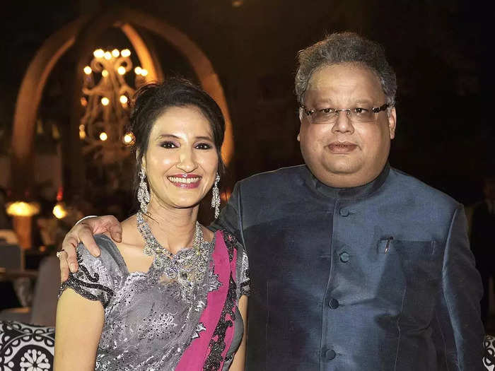 Rekha Rakesh Jhunjhunwala.