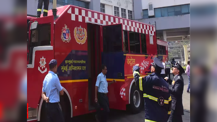 'अग्निशमन' भरती वादात; घोटाळा झाल्याचा आरोप करत अग्निशमन दलाच्या मुख्यालयावर उमेदवारांची धडक