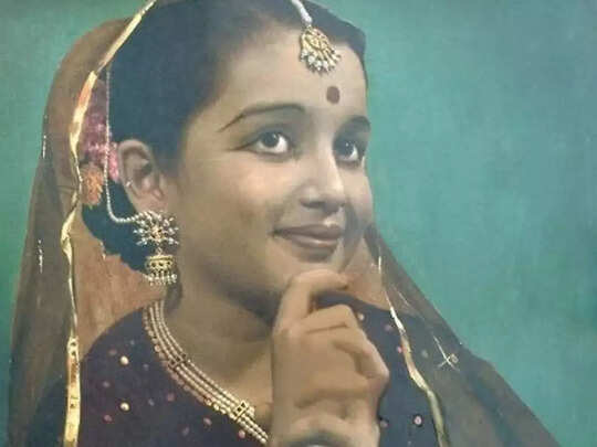 सनकी फैन की इस हरकत के कारण गाड़ी में छुप गई थीं आशा पारेख, शख्स को करवा दिया था अरेस्ट