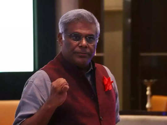 Ashish Vidyarthi: उस दिन पुलिसवाला नहीं होता तो जान से हाथ धो बैठते आशीष विद्यार्थी, जानिए पूरी घटना