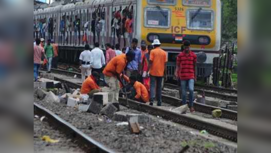 Mumbai Local : पश्चिम रेल्वेवर उद्या १४ तासांचा ब्लॉक जाहीर; या गाड्यांवर होणार परिणाम, जाणून घ्या वेळापत्रक