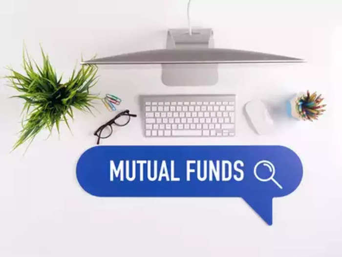 Mutual fund portfolio overlap