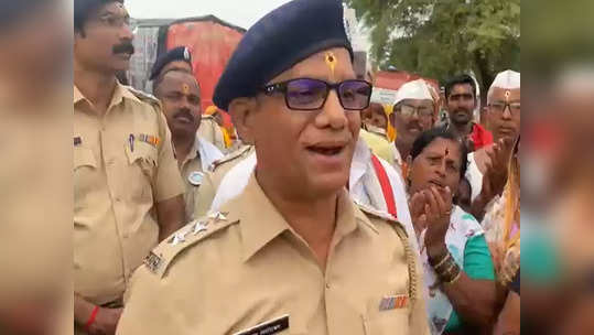 नाथा घरी नाचे माझा सखा पांडुरंग...; RTO अधिकारी विठुरायाच्या भक्तीत दंग, अभंग गात घेतला आनंद