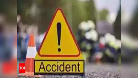 Pune Accident: भरधाव पेट्रोल टँकरची दुचाकीला धडक; लेकीच्या डोळ्यांदेखत माऊलीने श्वास सोडला