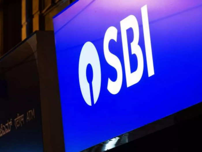 SBI Loan Interest Rates: வாடிக்கையாளர்களுக்கு அதிர்ச்சி... கடனுக்கான வட்டியை உயர்த்திய எஸ்பிஐ..!