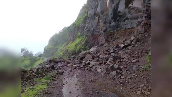 कोकण व पश्चिम महाराष्ट्राला जोडणारा रघुवीर घाट बंद 