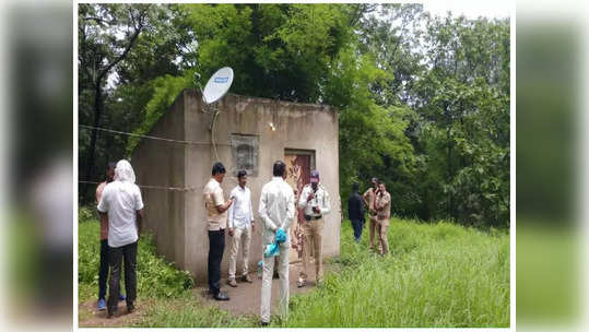 धक्कादायक... राहत्या घरात सापडले ४ मृतदेह, खून की आत्महत्या? सातारा हादरलं