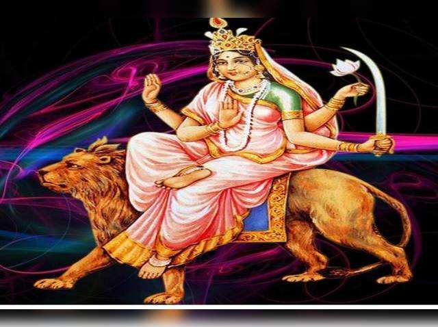 नवरात्रि के छठवें दिन माँ कात्यायनी की पूजा और अर्चना की जाती है