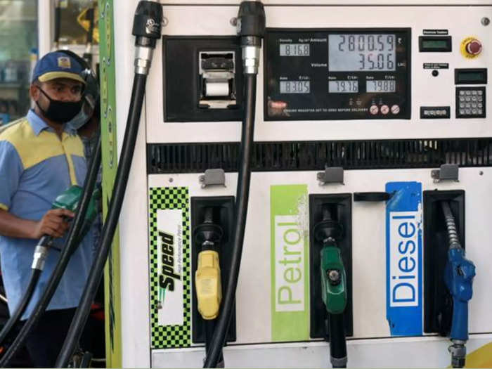 Petrol Diesel Price Today: விலை மாறுமா பெட்ரோல், டீசல்? 444-வது நாளாக அதே விலையில் விற்பனை..!