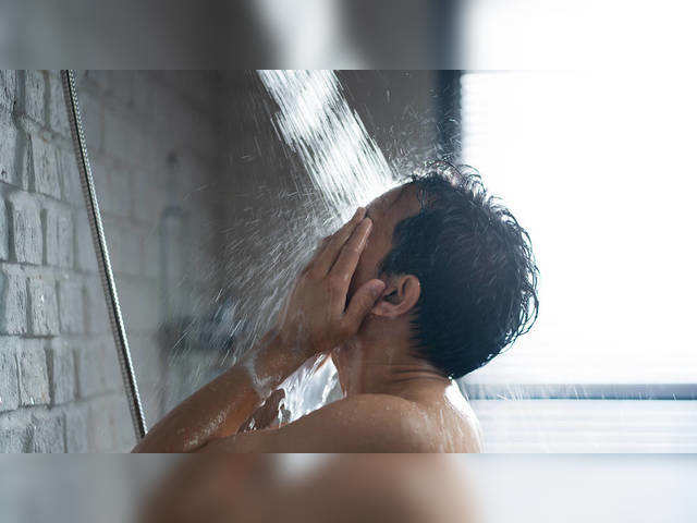 आयुर्वेद के अनुसार इन 5  कार्यों को करने के बाद  स्नान करना आपके स्वास्थ्य के लिए खतरा साबित हो सकता है