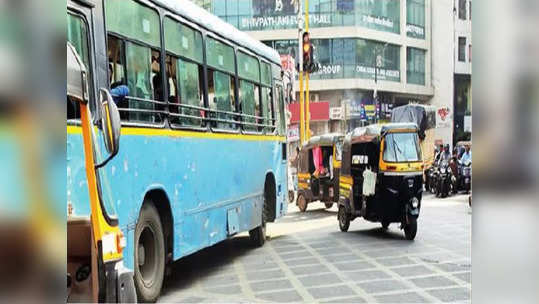 पुण्यात बसचालकांची मुजोरी; PMP बस सिग्नल तोडतात बिनधास्त, नागरिकांकडून कारवाईची मागणी