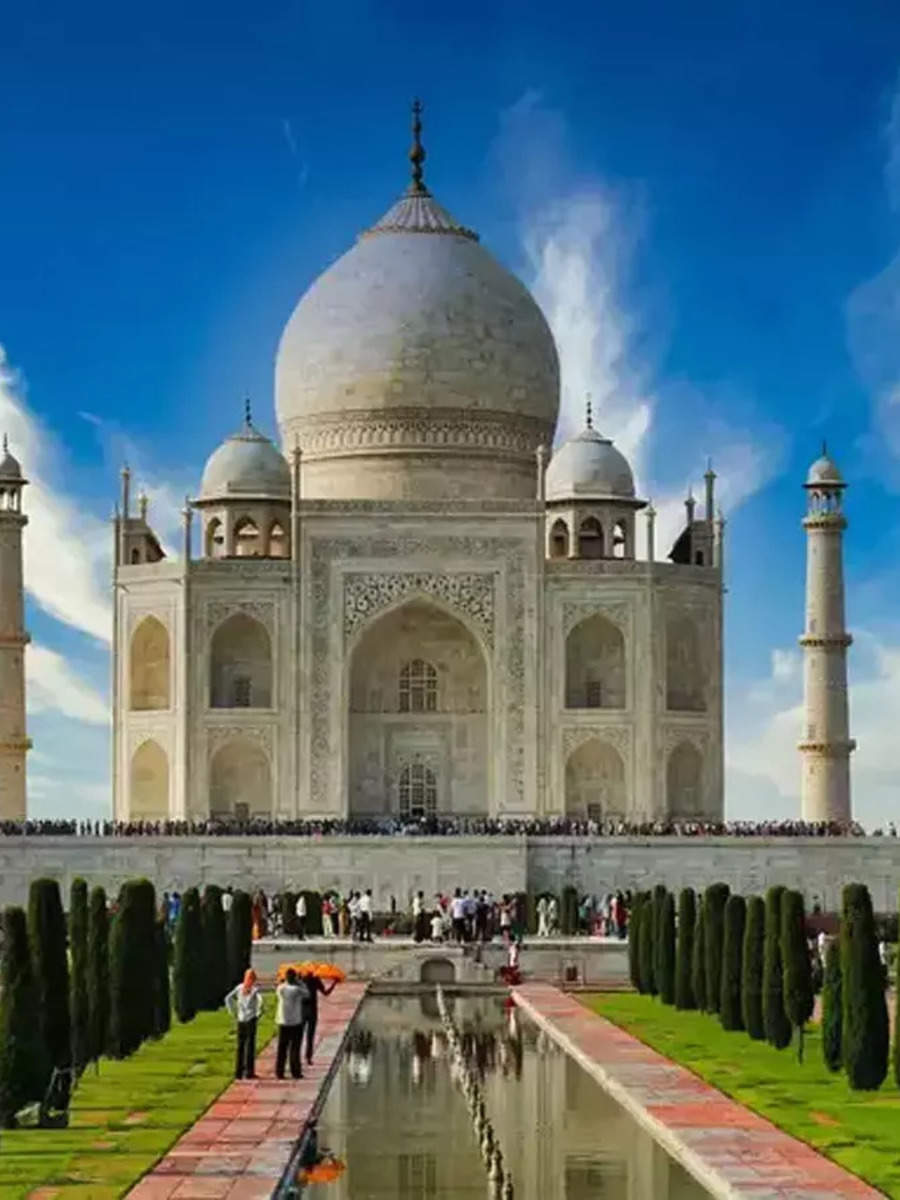 taj mahal was covered up with jute tree leaves during the indo pak war ...