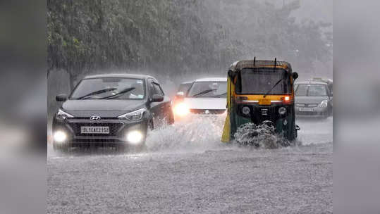 Monsoon : पुढच्या ४८ तासात कोकणात मुसळधार पावसाचा अंदाज, राज्यातून मान्सून कधी परतणार? IMD कडून अपडेट